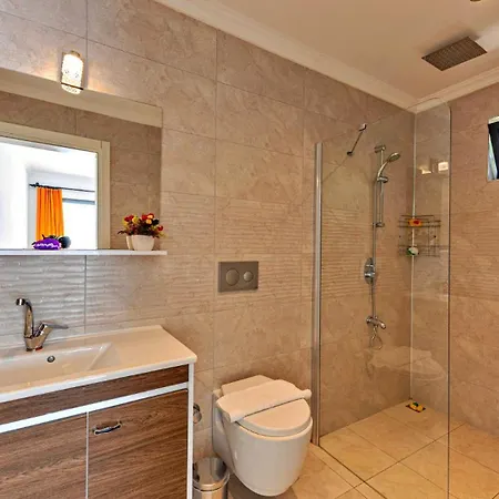 2 Bedroom In Uzumlu - Private Pool,garden And Jacuzzi *