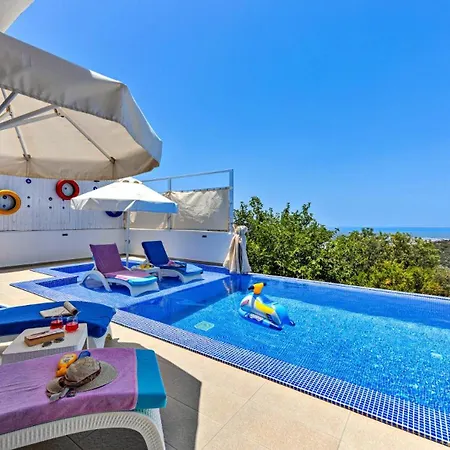 Vila 2 Bedroom In Uzumlu - Private Pool,garden And Jacuzzi Kalkan
