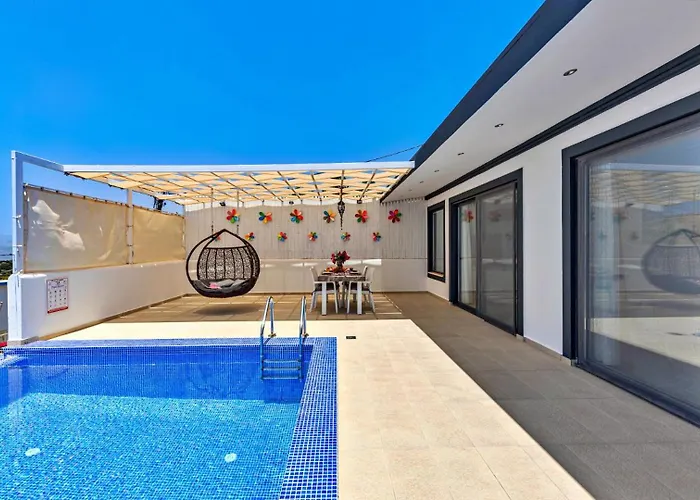 Villa 2 Bedroom In Uzumlu - Private Pool,garden And Jacuzzi Kalkan