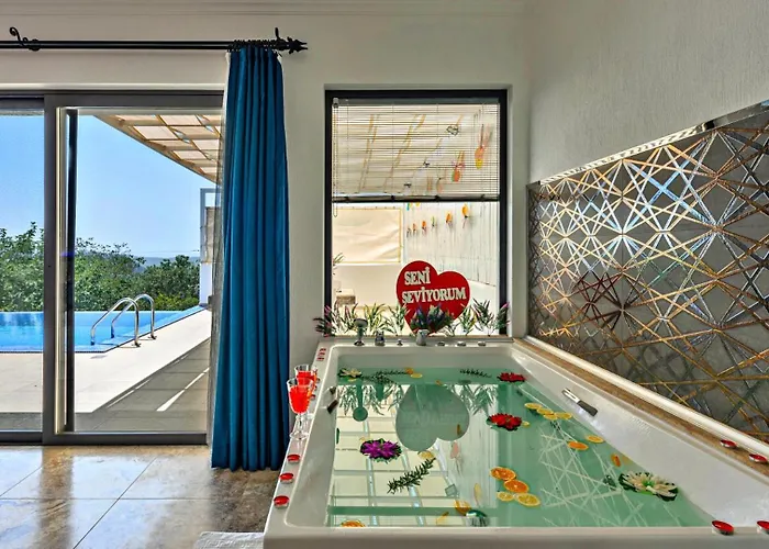 2 Bedroom In Uzumlu - Private Pool,garden And Jacuzzi Villa