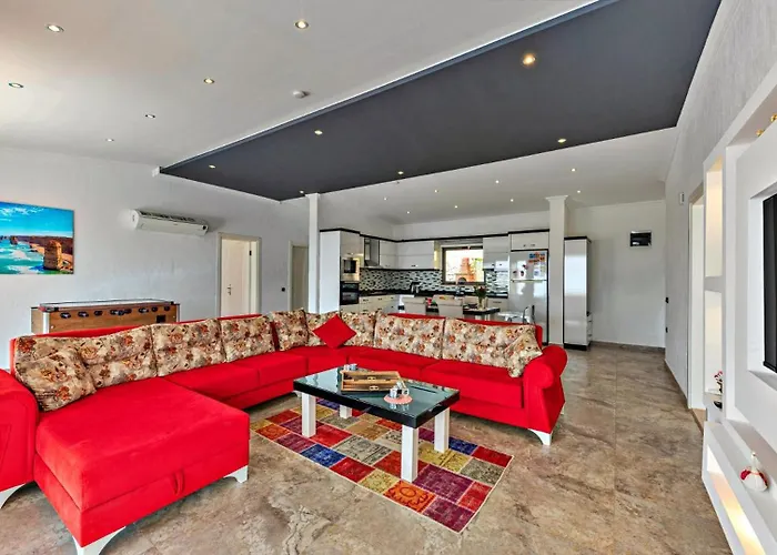 Villa 2 Bedroom In Uzumlu - Private Pool,garden And Jacuzzi Kalkan