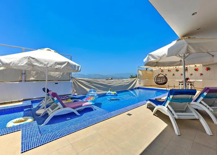 2 Bedroom In Uzumlu - Private Pool,garden And Jacuzzi Villa