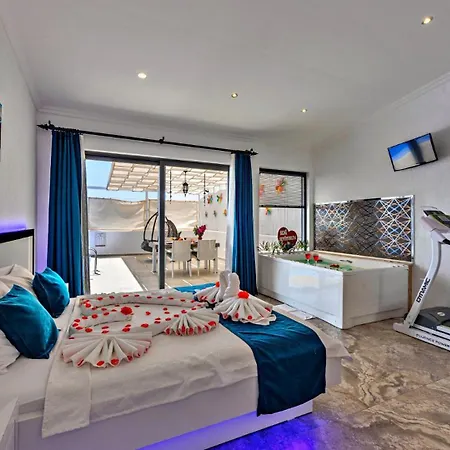 2 Bedroom In Uzumlu - Private Pool,garden&jacuzzi