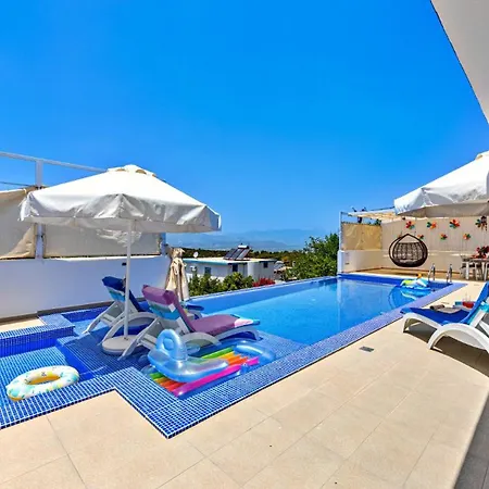 2 Bedroom In Uzumlu - Private Pool,garden&jacuzzi Villa
