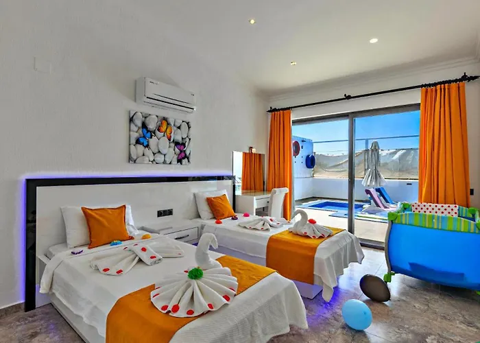 2 Bedroom In Uzumlu - Private Pool,garden&jacuzzi Villa *