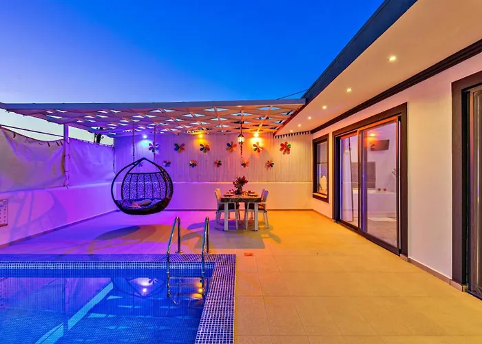 2 Bedroom In Uzumlu - Private Pool,garden&jacuzzi Villa Kalkan