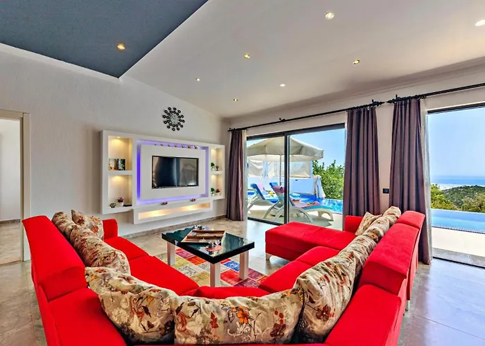2 Bedroom In Uzumlu - Private Pool,garden&jacuzzi Villa *