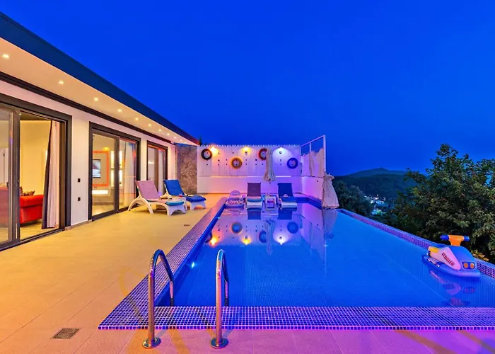 2 Bedroom In Uzumlu - Private Pool,garden&jacuzzi * Kalkan
